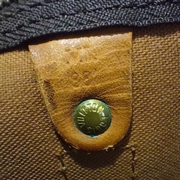 Authentic Louis Vuitton Bag & YSL makeup bag - Picture 16 of 16